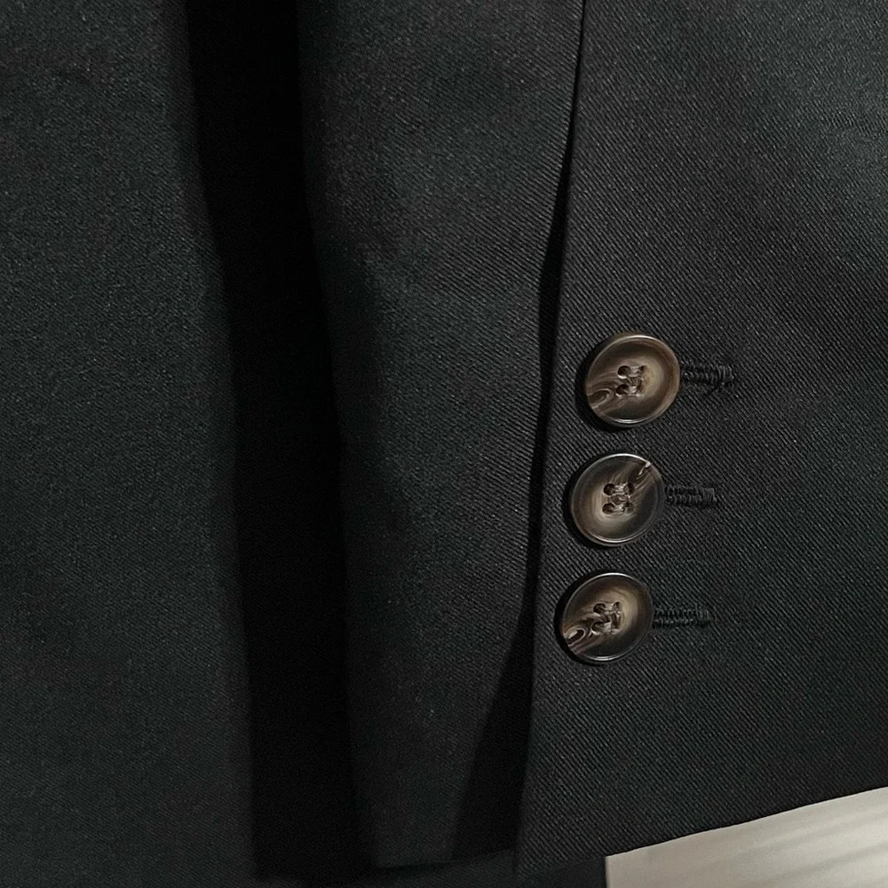 TopShop Oversize Black Men’s Style 3 Button Blazer Asymmetrical Button Cuff - Picture 4 of 5